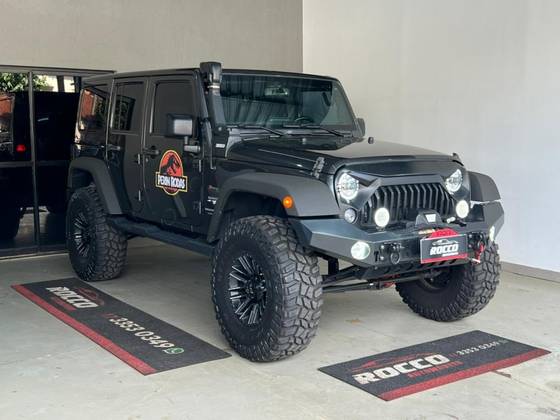 JEEP WRANGLER 3.6 UNLIMITED SAHARA 4X4 V6 GASOLINA 4P AUTOMÁTICO JEEP WRANGLER 3.6 UNLIMITED SAHARA 4X4 V6 GASOLINA 4P AUTOMÁTICO